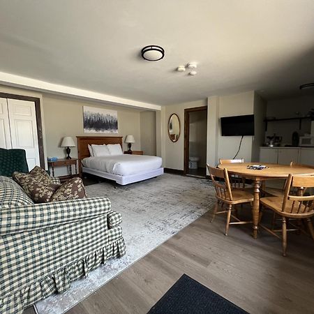 The Wildflower Inn Lyndonville Екстериор снимка